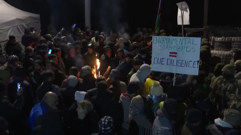 Sülhməramlıların qarşısında “Sarı Gəlin”i oxudular - VİDEO