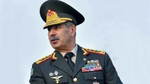 Müdafiə nazirinin müavinləri 6 nəfərə çatdı - SİYAHI