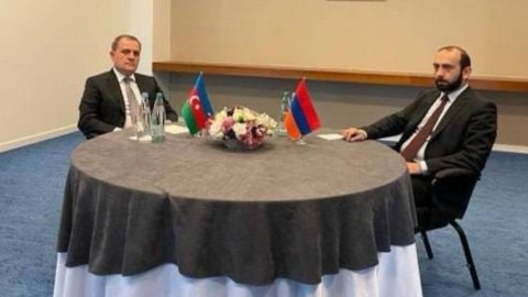 Ceyhun Bayramov yaxın vaxtlarda Mirzoyanla görüşəcək 