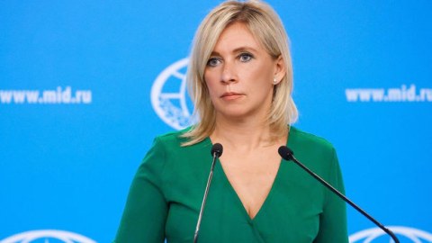 Zaxarova Fransanı ikiüzlülükdə ittiham etdi 