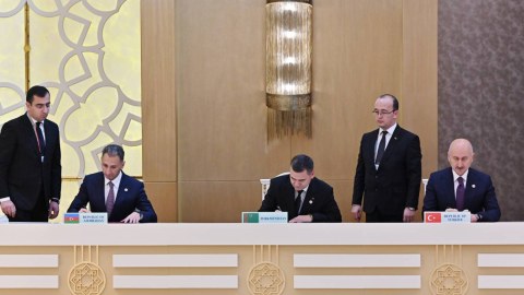 Türkmənbaşıda memorandum imzalanıb