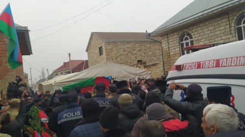 Şəhid hərbçi ilə vida mərasimi - FOTOLAR