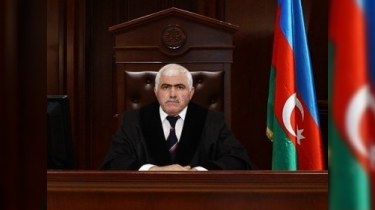 Prezident bu hakimin səlahiyyətlərinə xitam verdi