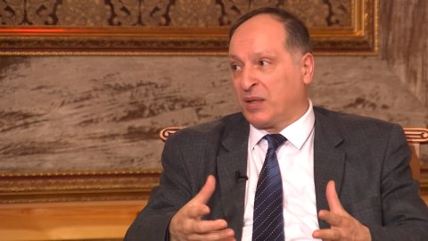 “Təbrizdə tarı pərdəsiz çalan Sadıqcanın əlləri öpüldü” - Aydın Məmmədov - VİDEO