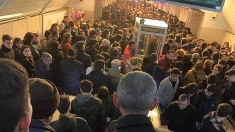 “28 May”dakı sıxlığın səbəbi nədir? - AÇIQLAMA