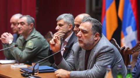 Vardanyan Paşinyanı biganəlikdə İTTİHAM ETDİ