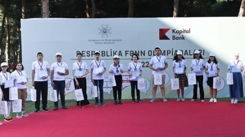54 nəfər Bakı məktəblisi olimpiada qalibi olub
