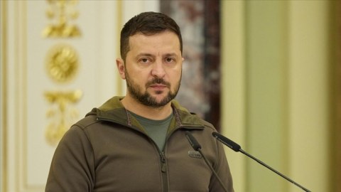 Zelenski müharibədən sonra ilk səfərinə çıxdı