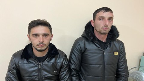 Dostu ilə birlikdə əmisinin fermasından oğurluq etdi