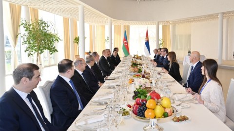 Bakıda Vuçiçin şərəfinə nahar verildi