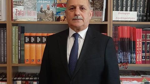 Dünyada yeni reallıqlar yaradan siyasi lider, xarizmatik şəxsiyyət