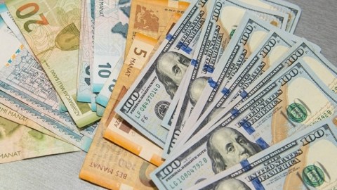 Dolların sabaha olan MƏZƏNNƏSİ