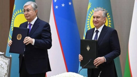 Qazaxıstan və Özbəkistan arasında önəmli sazişlər İMZALANDI 