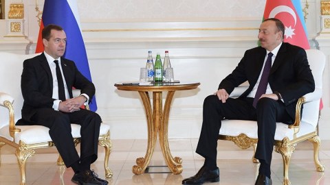 Medvedev İlham Əliyevə məktub GÖNDƏRDİ