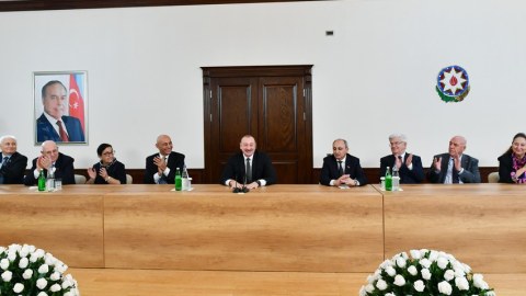Ermənilər Zəngəzura kim tərəfindən köçürülüb, yaxşı bilirik - İlham Əliyev