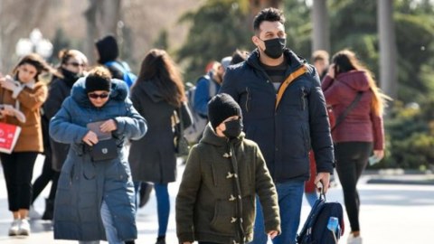 Azərbaycanda daha 72 nəfər koronavirusa YOLUXDU