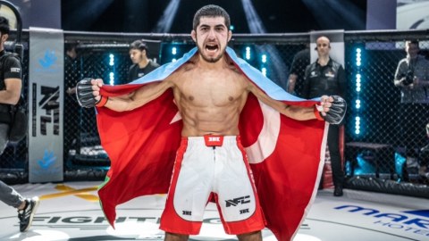 MMA döyüşçümüz rəqibini nokauta saldı