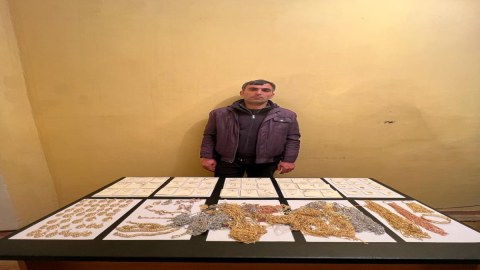 İrandan 2 kiloqram qızıl gətirən şəxs tutuldu
