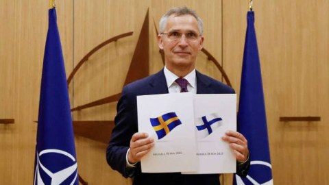 İsveç və Finlandiya gələn il NATO-ya üzv olacaq 