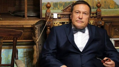 Rusiyalı oliqarxın müəmmalı ölümü - Otelin pəncərəsindən yıxılıb
