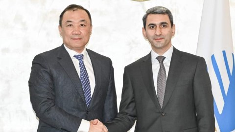Rövşən Rüstəmov qazaxıstanlı həmkarı ilə görüşdü