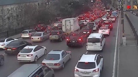 100-dən çox avtobus TIXACDA qalıb