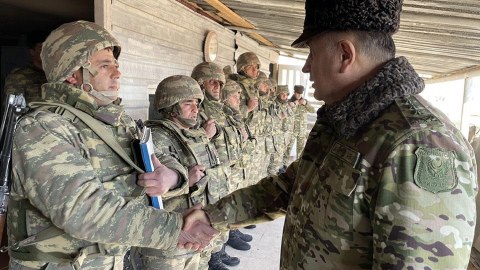 Kərim Vəliyev Qarabağda döyüş hazırlığını yoxladı - FOTOLAR