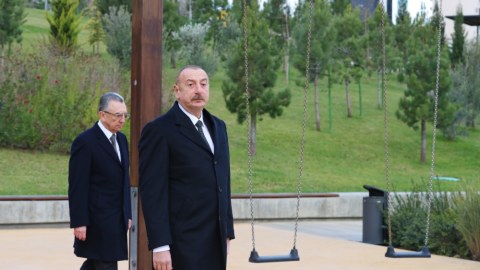 Prezident Mərkəzi Parkın ikinci hissəsinin açılışında- YENİLƏNİB