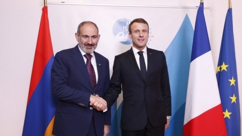11 bədəməl fransız...