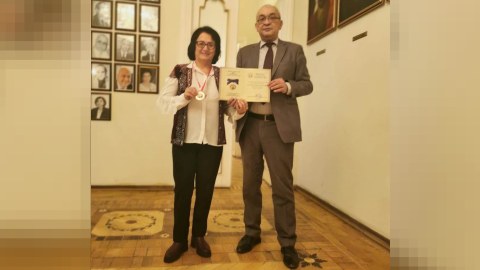 Aida Eyvazlı beynəlxalq mükafat aldı - FOTOLAR