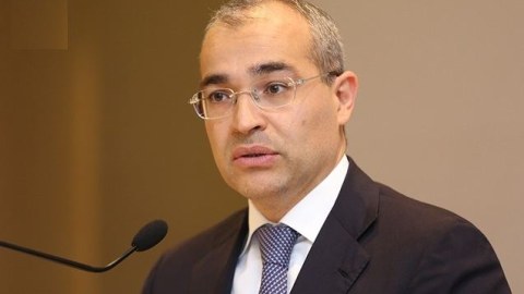 Əsas gəlirlər qeyri-neft-qaz gəlirlərilə bərabərləşib