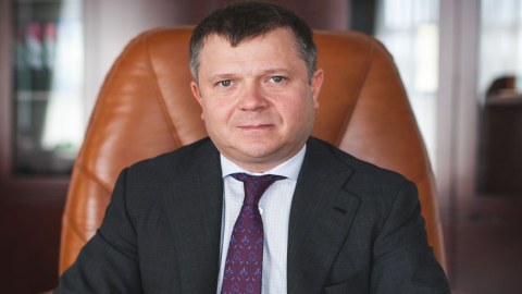 Fransa məhkəməsi ukraynalı milyarderi zaminə buraxdı