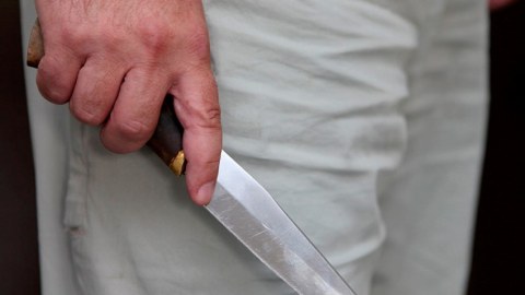 Nişanlısını bıçaqlayan gənc TUTULDU