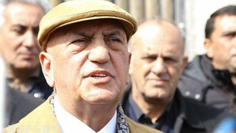 Əli İnsanovdan qızıl külçələrlə bağlı xəbərə sərt REAKSİYA