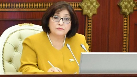 Sahibə Qafarova Türkiyəyə gedir