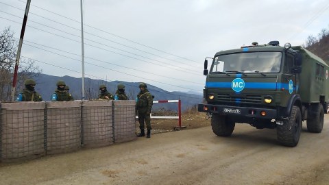Sülhməramlıların daha bir avtomobili Laçın yolundan keçdi