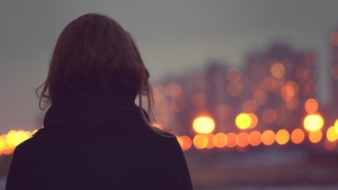25 yaşlı qadın itkin düşdü - FOTO