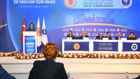 Sahibə Qafarova Antalyada Qərbi Azərbaycandan DANIŞDI 