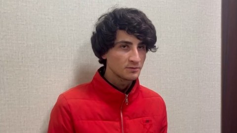 Usta məzar daşları hazırlayan sexdən oğurluq etdi - VİDEO