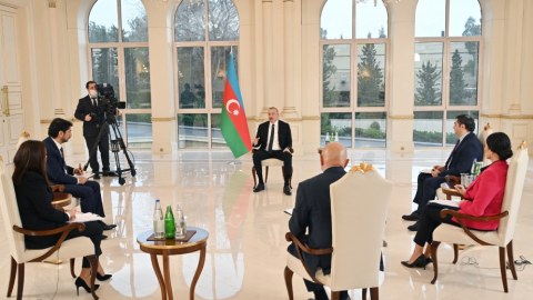 Biz bunu sözlə yox, əməlimizlə təsdiqləyirik