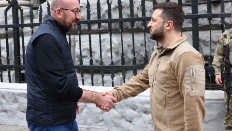 Zelenski Şarl Mişellə hərbi yardımı müzakirə etdi 