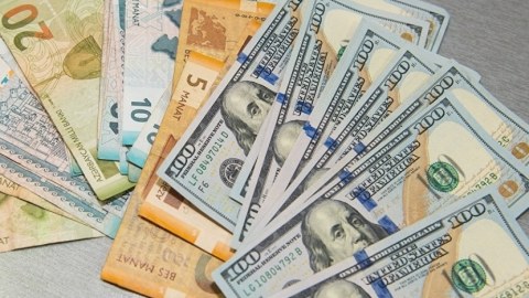 Dolların sabaha olan məzənnəsi