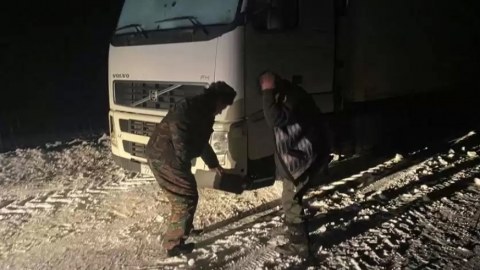 Azərbaycanlı sürücünün başına iş gəldi - Donaraq öləcəkdi...