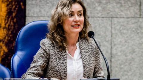 Azərbaycan icması Niderland spikerinə müraciət edib