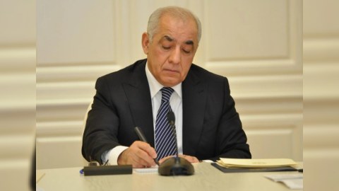 Baş nazir doktoranturaya qəbul qaydalarını DƏYİŞDİ