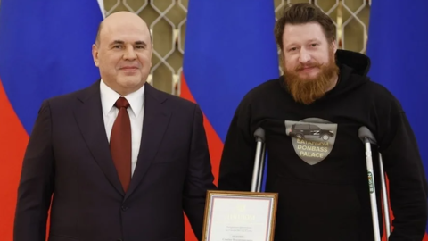 Rusiya hökuməti Peqova daha bir mükafat verdi