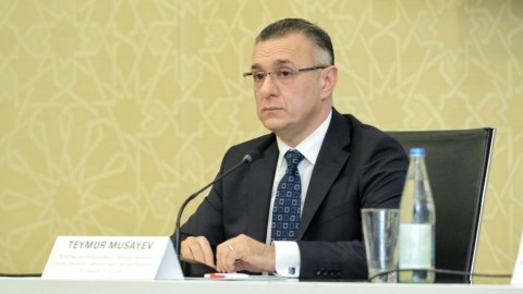 Səhiyyə nazirindən direktor və baş həkim TƏYİNATI