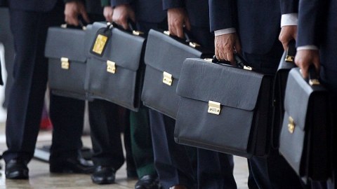 İcra başçıları ilə bağlı SORĞU - Vətəndaşlar nə deyir?