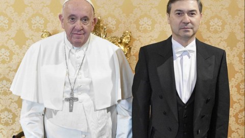 Roma Papası Heydər Əliyev Fondudan DANIŞDI