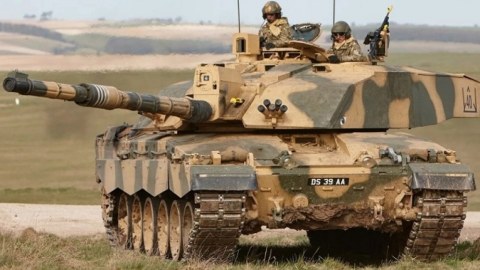 Britaniya Ukraynaya bu tankları göndərəcək